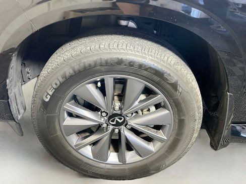 Used 2025 INFINITI QX80 Pure RWD image 13