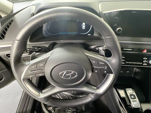 Used 2022 Hyundai Sonata Limited image 11