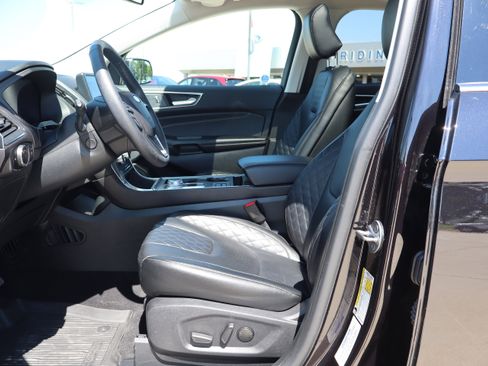 Used 2024 Ford Edge Titanium w/ Equipment Group 301A AWD/4WD image 10