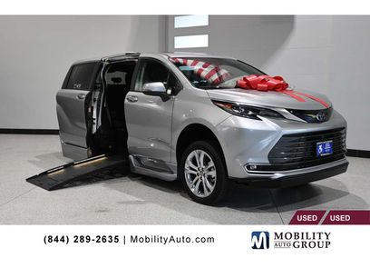 Used 2024 Toyota Sienna Platinum