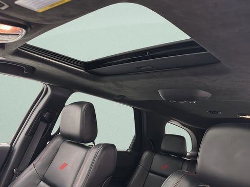 Used 2023 Dodge Durango R/T AWD/4WD image 17