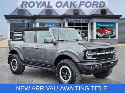 Certified 2023 Ford Bronco Outer Banks w/ Sasquatch Package