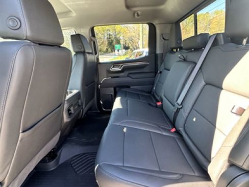 New 2026 Chevrolet Silverado 1500 LT Trail Boss w/ LT Trail Boss Premium Package AWD/4WD image 18