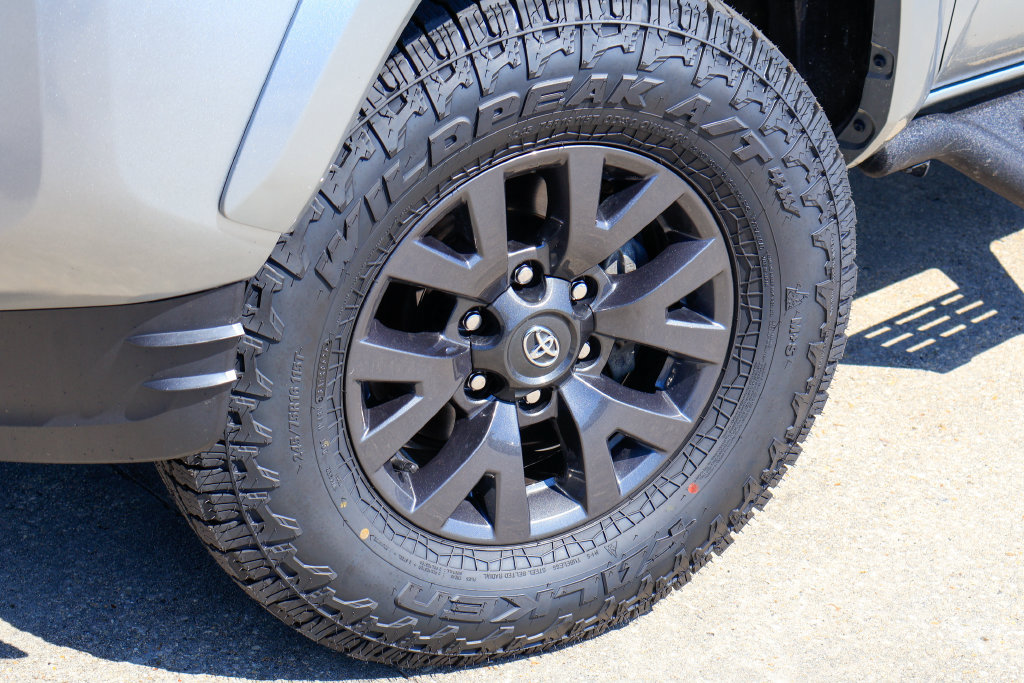 Used 2023 Toyota Tacoma SR5 RWD image 28