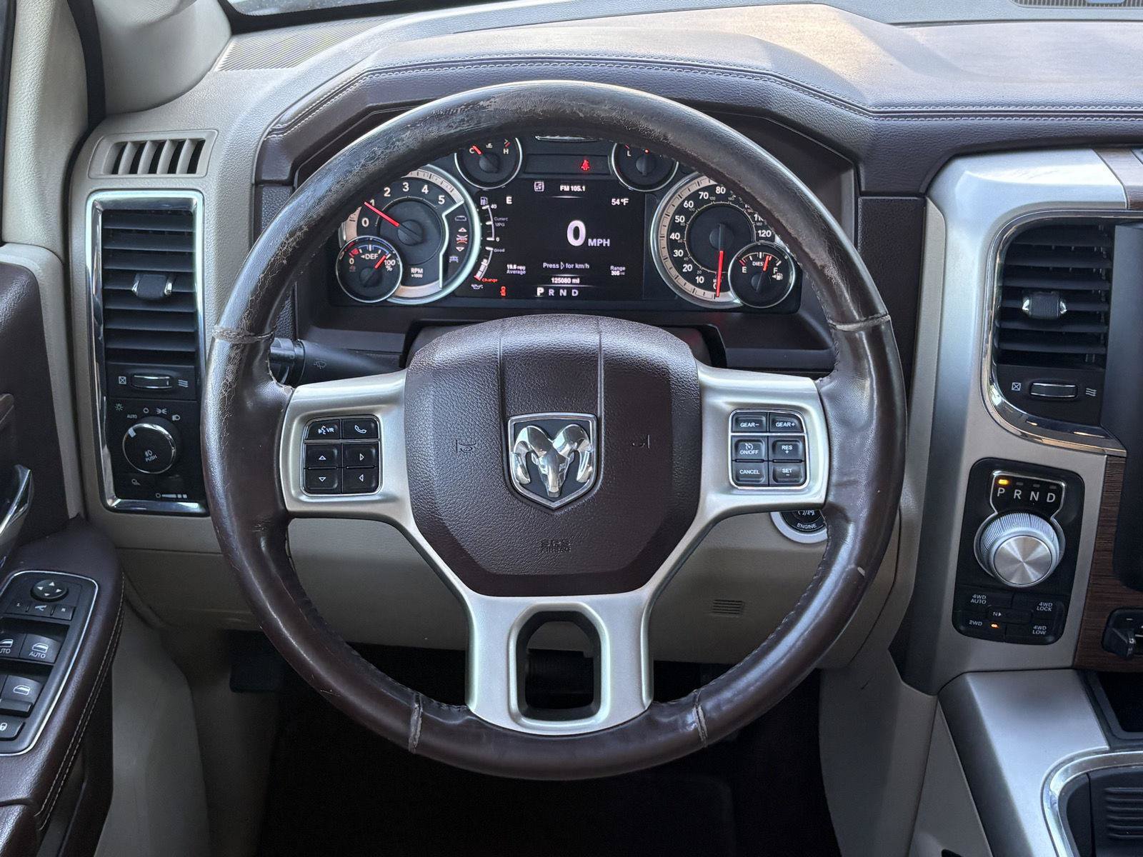 Used 2016 RAM 1500 Laramie w/ Convenience Group AWD/4WD image 9