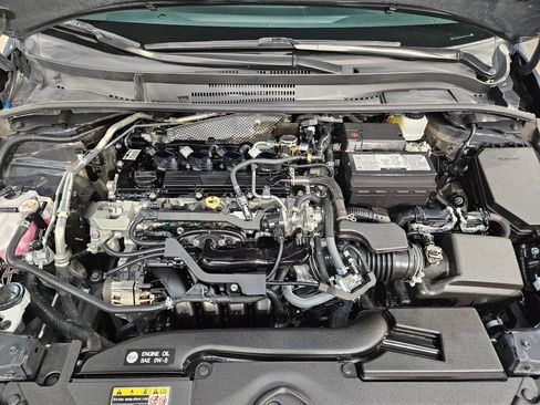 Used 2025 Toyota Corolla SE FWD image 19