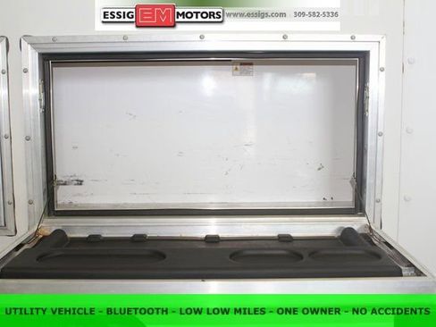 Used 2018 Chevrolet Express 3500 w/ Power Convenience Package image 31