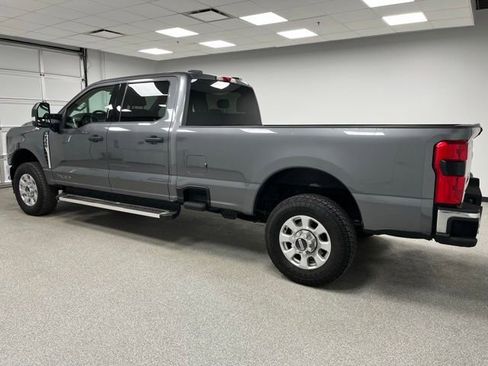 Used 2023 Ford F350 XLT w/ 360-Degree Camera Package AWD/4WD image 7