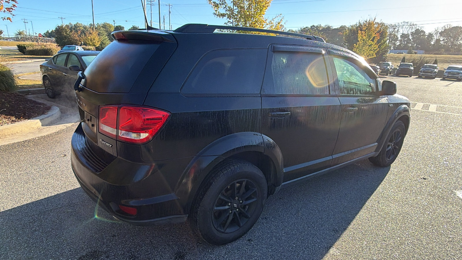 Used 2019 Dodge Journey SE w/ Connectivity Group FWD image 8