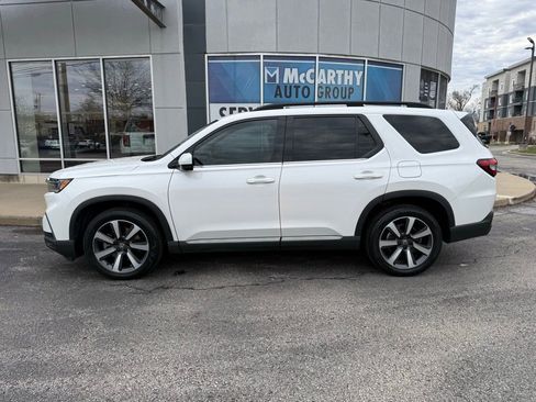 Used 2023 Honda Pilot Elite image 2
