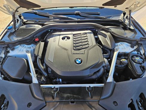 Used 2021 BMW 540i w/ Convenience Package image 29