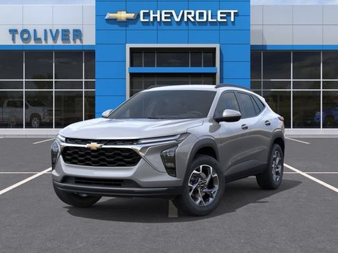 New 2026 Chevrolet Trax LT FWD image 7
