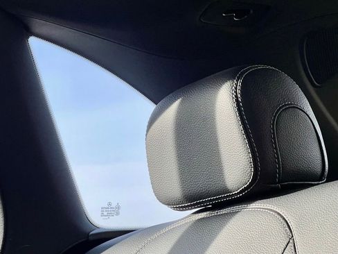 Certified 2022 Mercedes-Benz GLC 300 4MATIC image 13