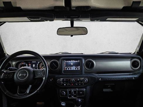 Used 2018 Jeep Wrangler Unlimited Sport S image 16