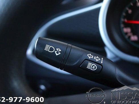 Used 2024 Chevrolet Malibu LT FWD image 24