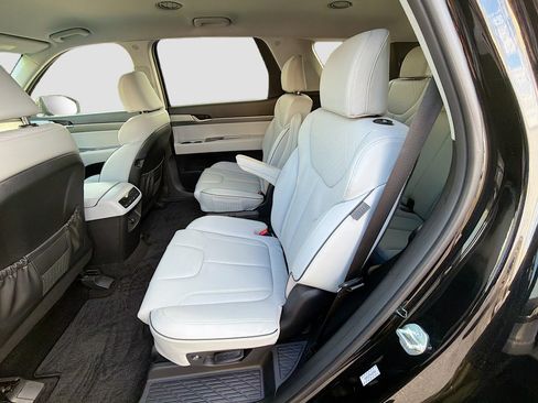 Used 2024 Hyundai Palisade SEL image 23