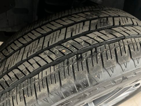 Used 2024 Toyota Tundra Limited image 27