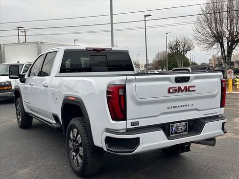 New 2026 GMC Sierra 2500 Denali w/ Denali Reserve Package image 8