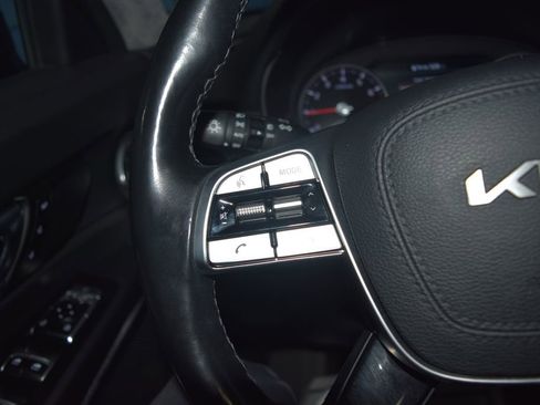 Used 2022 Kia Telluride SX w/ SX Prestige Package image 7