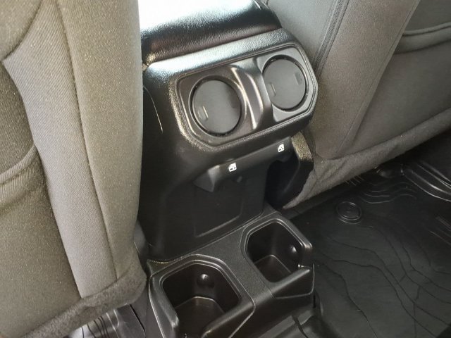 Used 2023 Jeep Wrangler Unlimited Sport AWD/4WD image 17