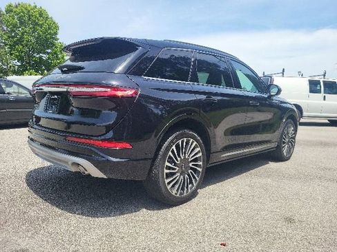 Used 2022 Lincoln Corsair Reserve w/ Sport Package AWD/4WD image 2