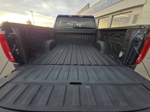 Used 2021 GMC Sierra 1500 AT4 AWD/4WD image 23