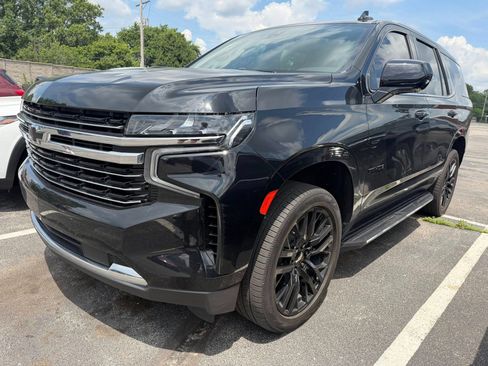 Used 2021 Chevrolet Tahoe LT w/ Rear Media and Nav Package AWD/4WD image 1