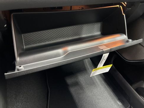 New 2026 RAM 1500 Laramie w/ Night Edition image 21