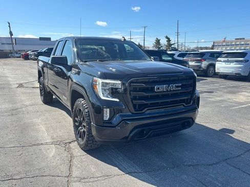 Used 2021 GMC Sierra 1500 Elevation image 3