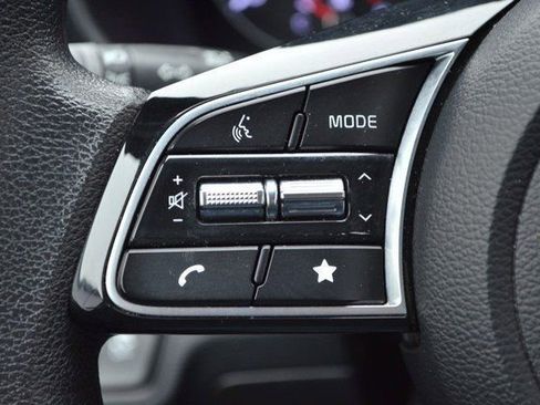 Used 2023 Kia Forte LXS image 20