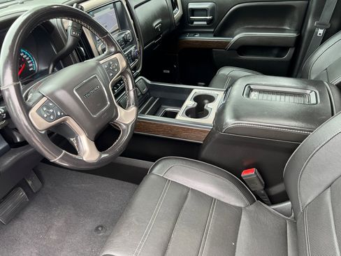 Used 2019 GMC Sierra 3500 Denali w/ Duramax Plus Package image 10