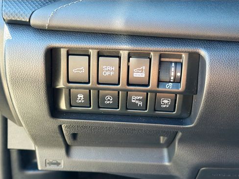 Used 2023 Subaru Forester Touring AWD/4WD image 32