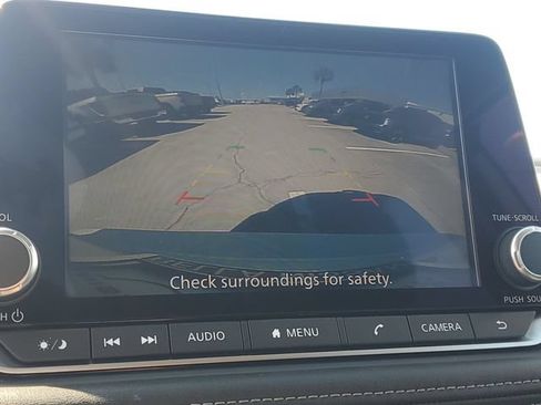 Used 2025 Nissan Rogue SV FWD image 31