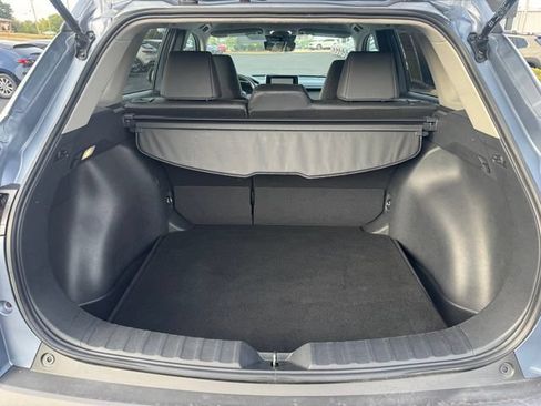 Used 2025 Toyota Corolla Cross XLE FWD image 29