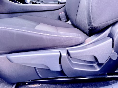 Used 2023 Nissan Sentra SV image 11