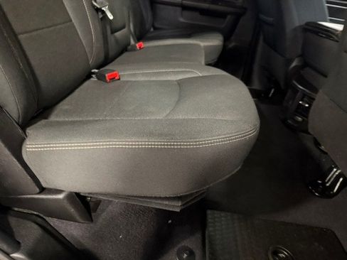 Used 2025 RAM 2500 Big Horn AWD/4WD image 17