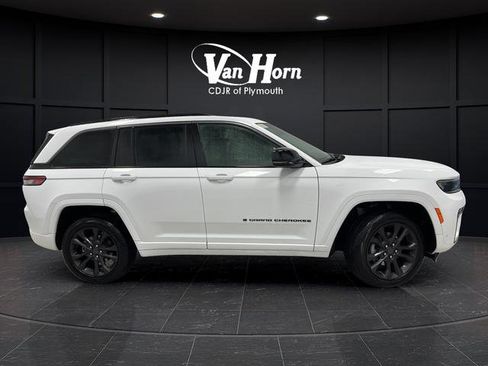 New 2026 Jeep Grand Cherokee Limited image 2