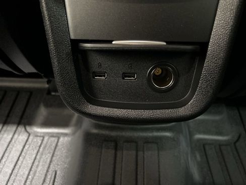 Used 2020 Lincoln Nautilus Standard w/ Equipment Group 101A image 26