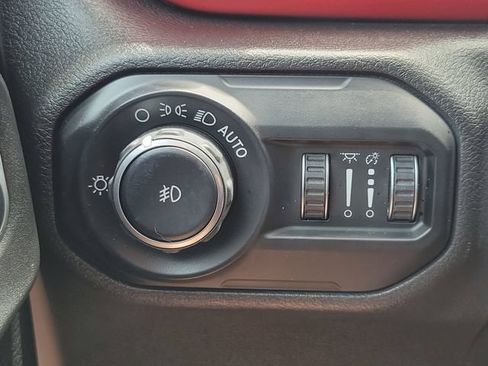 Used 2019 Jeep Wrangler Unlimited Rubicon AWD/4WD image 28