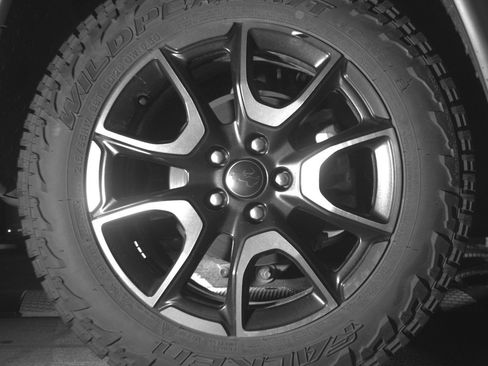 Used 2025 Jeep Compass Trailhawk AWD/4WD image 15