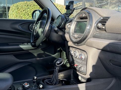 Used 2019 MINI Cooper Clubman ALL4 image 27
