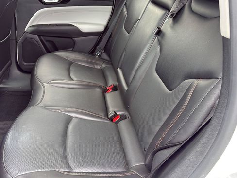 Used 2022 Jeep Compass Limited w/ Elite Group AWD/4WD image 24