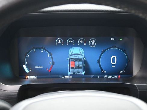 Used 2024 Ford F150 XLT image 12