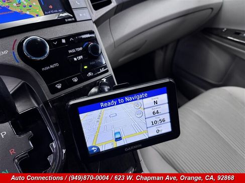 Used 2015 Toyota Venza LE FWD image 15