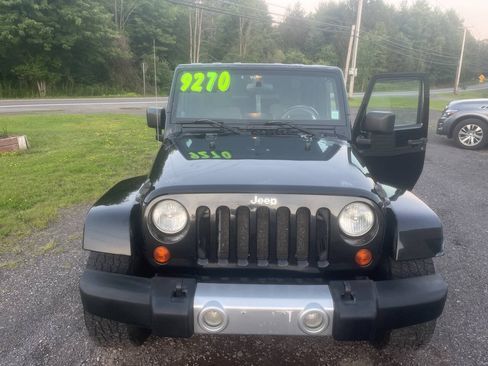 Used 2008 Jeep Wrangler Sahara w/ Dual Top Group AWD/4WD image 22