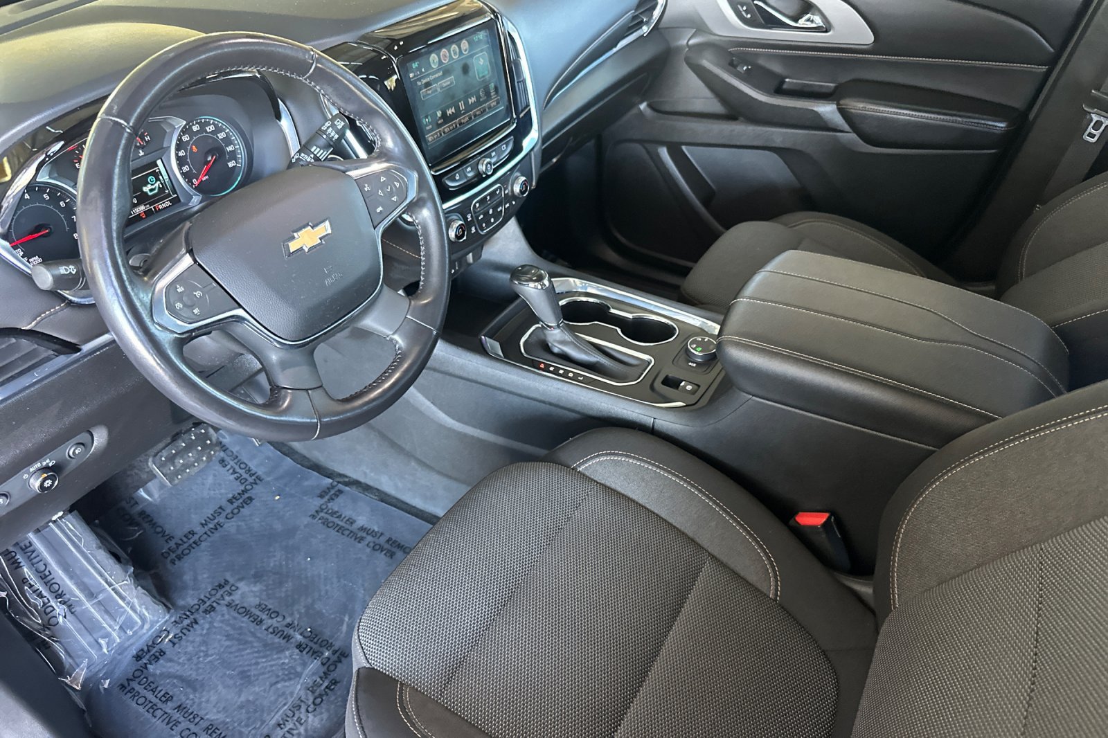 Used 2019 Chevrolet Traverse LT w/ LPO, Blackout Package AWD/4WD image 11