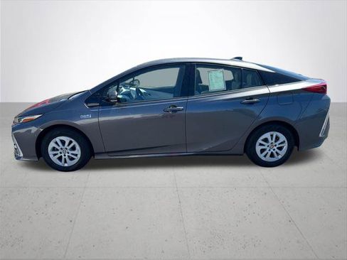Certified 2018 Toyota Prius Prime Advanced FWD image 11