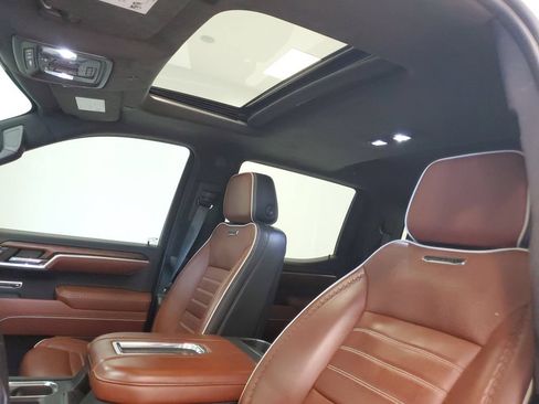 Used 2022 GMC Sierra 1500 Denali Ultimate AWD/4WD image 25