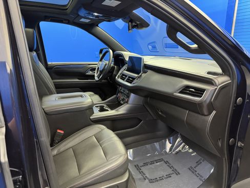 Used 2023 Chevrolet Suburban RST AWD/4WD image 28