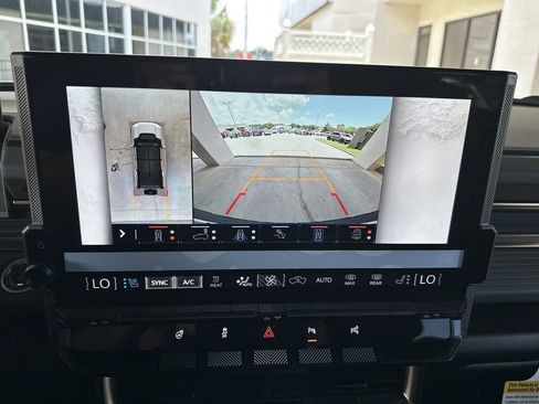 New 2025 GMC Hummer EV 3X image 30